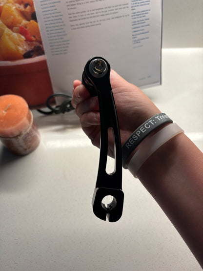Yozma shift lock