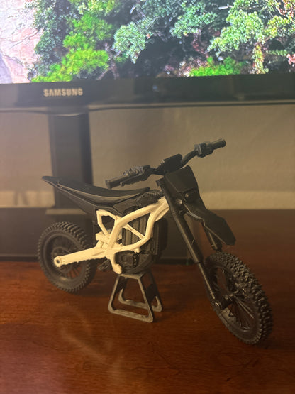 Mini Surron ultra bee comes with supermotos