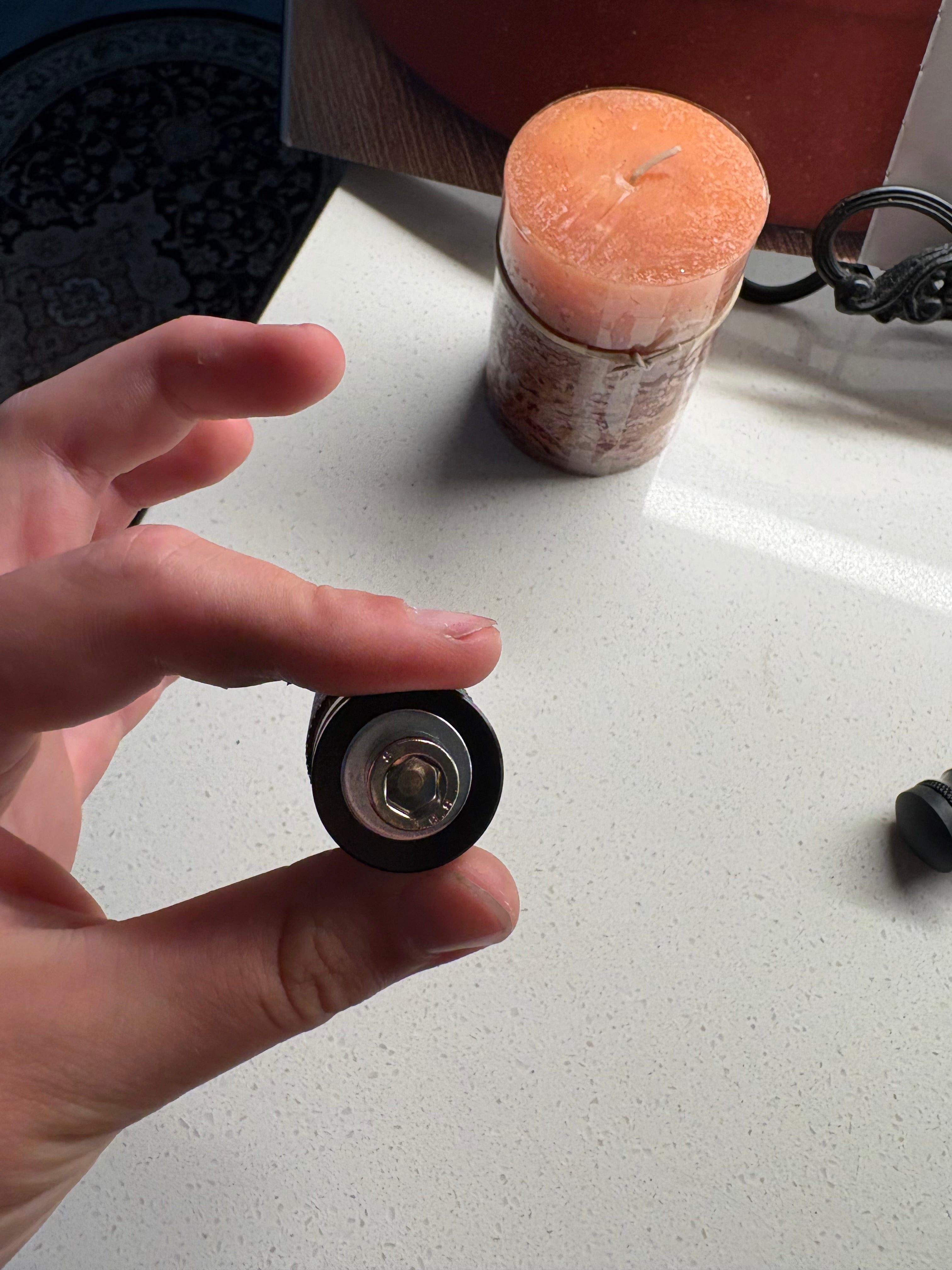 Yozma shift lock